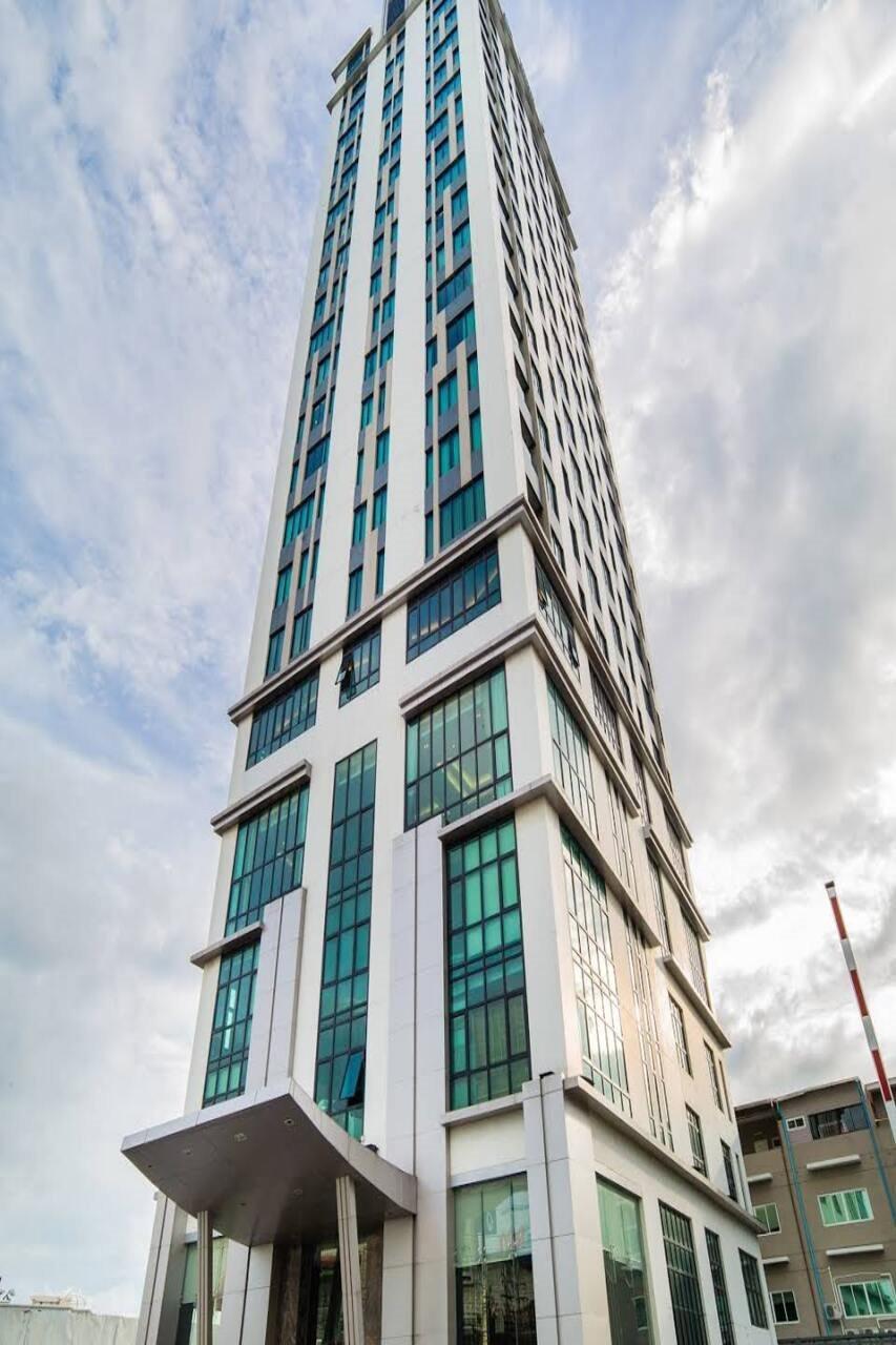 Lumen Bangkok Srinakarin Hotel Ngoại thất bức ảnh